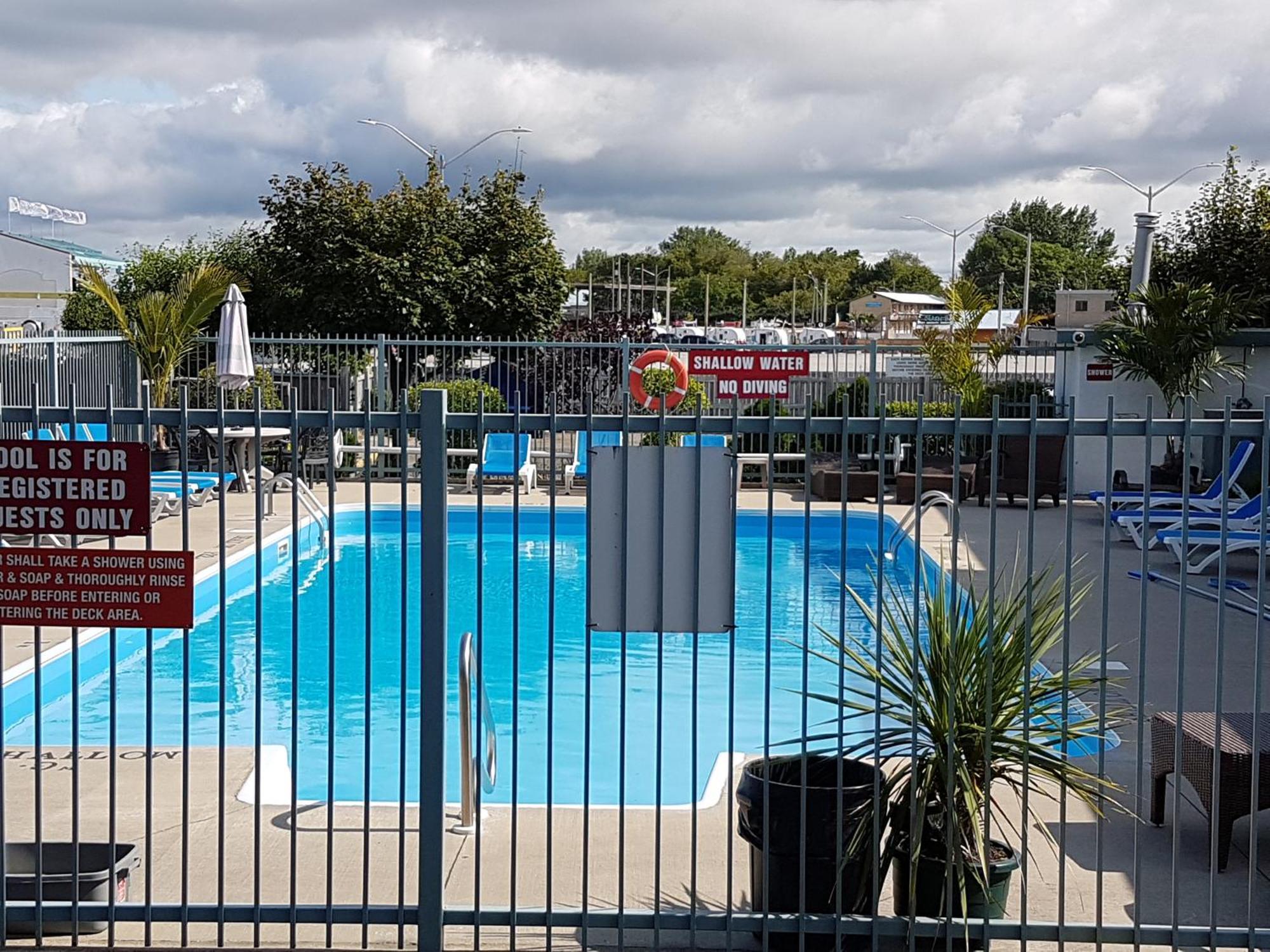 Lakeview Resort Motel Wasaga Beach Εξωτερικό φωτογραφία